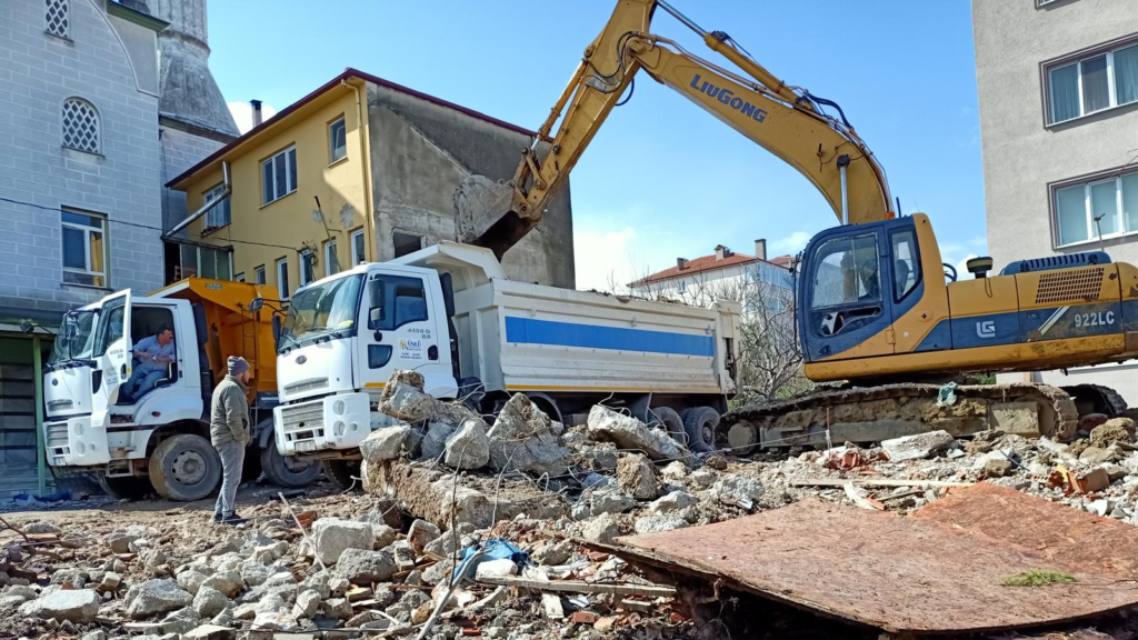 Ünlü Sa Hafriyat Yalova Bina Yıkım